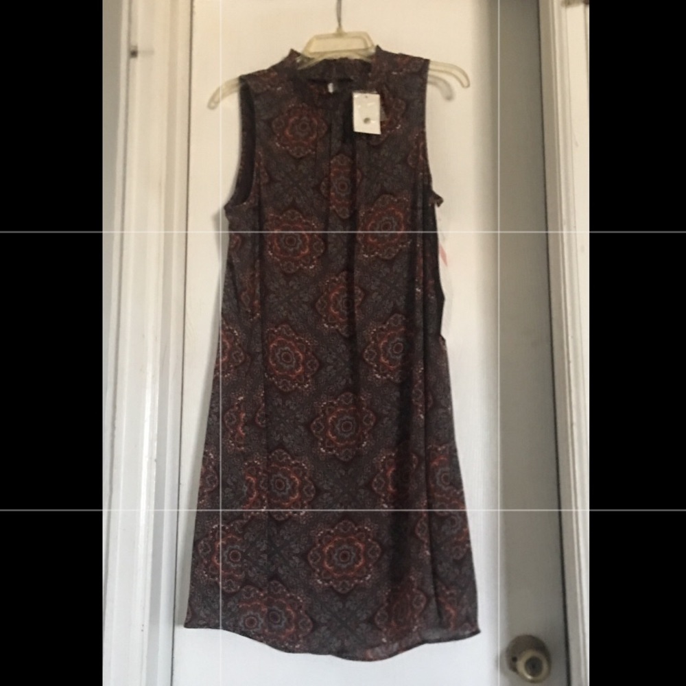 DR2 Dress Size L
